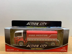 REALTOY ACTION CITY FIRE TRUCK POMPIERS EN BOITE 1/50 L3 - Picture 1 of 5