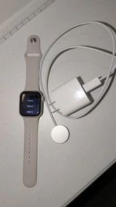 Apple Watch Series 8 41mm GPS + LTE Starlight Band - Zdjęcie 1 z 3