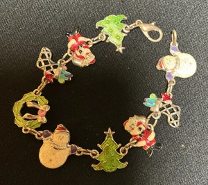 Vintage Miriam Haskell Signed Holiday Santa Christmas Charms Bracelet 7.5" - Picture 1 of 8