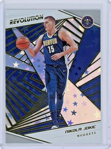 2018-19 Panini Revolution Nikola Jokic Astro SP #36 - Foto 1 di 2