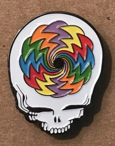 Grateful Dead Batik Wirbel Anstecknadel. Hutnadel. Steal Your Face.  Hochwertig! - Bild 1 von 3