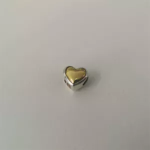 Pandora Plata Dije Abovedado Color Oro Corazón - Imagen 1 de 4
