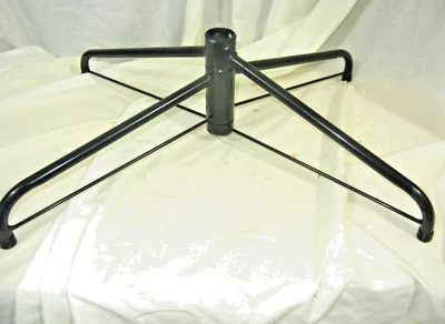 Green Folding METAL Artificial Christmas Tree Stand for UP TO 7ft Trees - Image 1 of 3