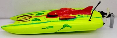 Pro Boat Miss Geico 17” Brushed Catamaran RC Boat Green Remote Control READ - Image 1 of 4