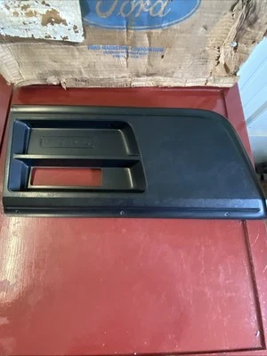 Ford Econoline 1975 75 tablero bisel derecho d5ub-11045c90-aa nos Foto 1 de 4