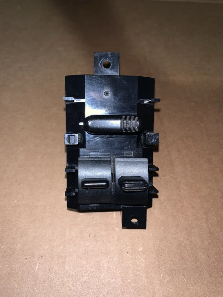 Interruptor de ventana eléctrica maestro conductor delantero izquierdo Buick Riviera 95-99 25606308 OEM Foto 1 de 4