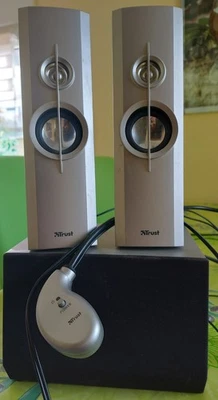 PC-Lautsprechersystem"TRUST 2500P 2.1 SOUND FORCE - Bild 1 von 4