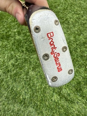 RARE BRONTY SAURUS PUTTER WITH HICKORY SHAFT AND ORIGINAL LEATHER GRIP. FREEPOST - Image 1 of 4