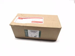 New Genuine Range Rover Evoque Discovery Sport Front Brake Pads 16" Brakes - Imagen 1 de 6