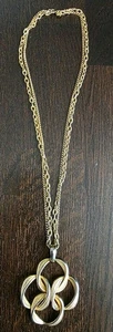 Collar de cadena doble de colección 1970-1980 de 24-25 pulgadas de largo con colgante de nudo de amor grande - Imagen 1 de 10