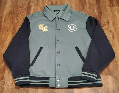 Chaqueta Universitaria True Religion Para Hombres Cuello Medio Parche Verde Vellón Negra Nueva Con Etiquetas Foto 1 de 4