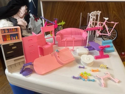 Лот товаров Mattel 1990-е Барби Спальня Гостиная Тренировочный Игровой Набор - Изображение 1 из 4