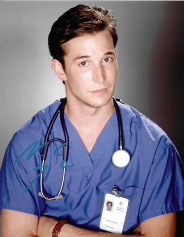 Noah Wyle Signed ER 10x8 Photo AFTAL Cover