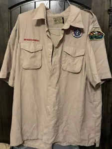 Boy Scout Men's Adult Shirt 2XL Tan Sewn on patches Vented Poly Microfiber - Picture 1 of 3