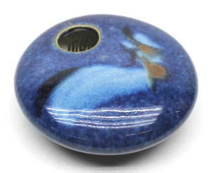 Vintage Keramik Kunststoff Blumenhalter blau glasiert mehrfarbig handgefertigt Schreibtischplatte - Bild 1 von 6