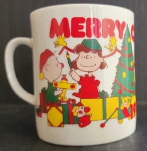 VINTAGE 1978 SNOOPY WOODSTOCK LUCY CHARLIE BRAUN FROHE WEIHNACHTEN TASSE JAPAN - Bild 1 von 6
