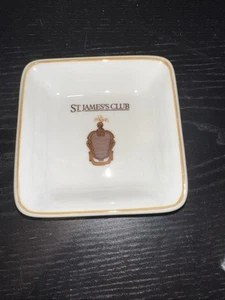 St.James's Club Porcelain Ashtray/Trinket Dish White Brown Wedgwood England - Picture 1 of 3