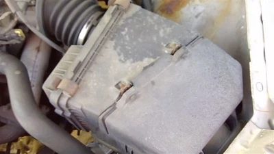 Filtro de aire 3,8 L compatible con 00-05 Bonneville 10284243 Foto 1 de 4