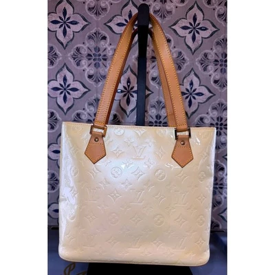 Auténtico Bolso de Mano LOUIS VUITTON Monograma Vernis Houston Perla Foto 1 de 4