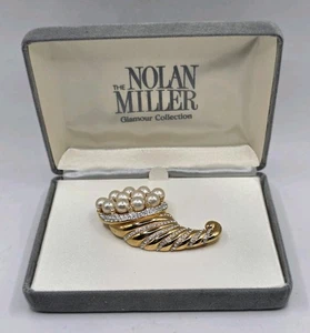 Nolan Miller signierte Vintage goldfarbene Kunstperlen Kristall Füllhorn Brosche - Bild 1 von 2
