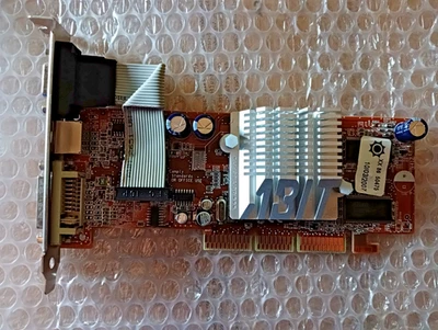 Scheda Video Vintage AGP ABIT R9250-128ADT Ottime Condizioni Retro Gaming Ready - Immagine 1 di 4