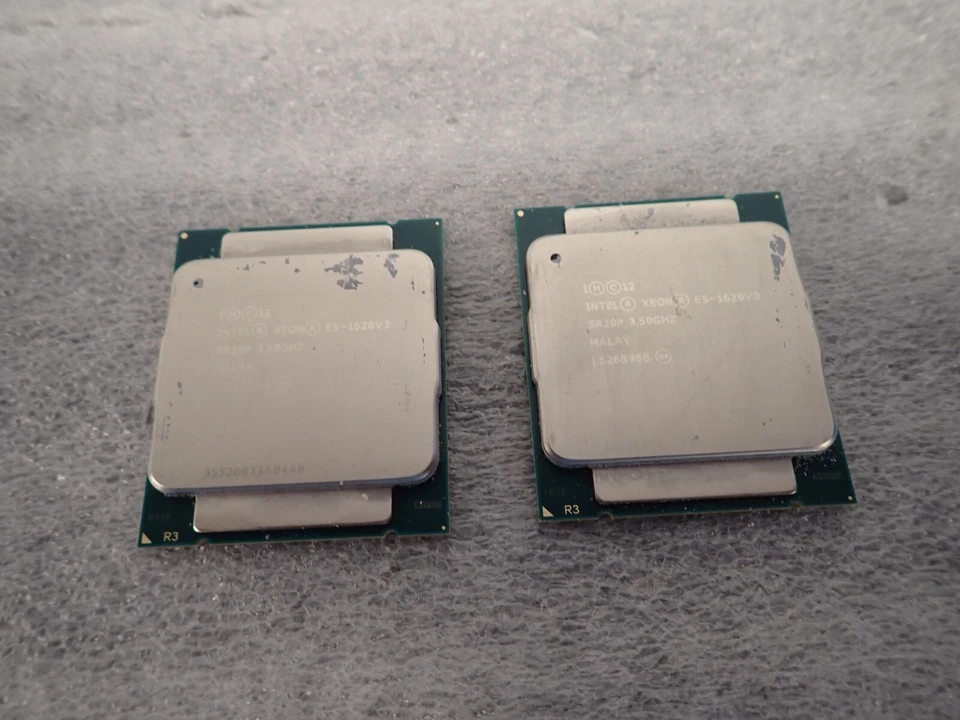 Lote de 2 procesadores CPU Intel Xeon E5-1620 v3 SR20P 3,5 GHz cuatro núcleos LGA 2011-3 Foto 1 de 1