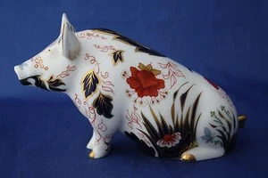 ROYAL CROWN DERBY PRUDENCE PIG L/E PRE RELEASE 500 MONEY BOX MMVI - BOXED - Picture 1 of 10