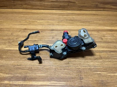 Válvula de ventilación del cárter del motor Audi A4 2020-2025 2,0 L 40 k millas 06Q103495B OEM Foto 1 de 4