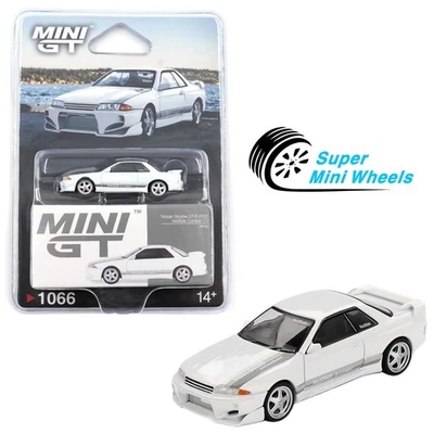 Mini GT 1:64 Nissan GT-R (R32) VeilSide Combat C-I White #1066 - Image 1 of 4