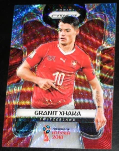 Prizm World Cup Granit Xhaka 2018 azul y rojo onda Prizms refractor paralelo - Imagen 1 de 2
