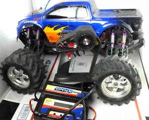 AS-IS Traxxas E-Maxx 3906 Electric R/C Monster Truck 4WD 4x4 1/10 RC EMaxx Blue - Picture 1 of 12