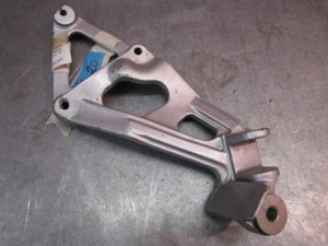 KAWASAKI ZXR750 ZXR750H ZX750H  Rear Footrest Hanger Bracket RH 35011-1480 - Bild 1 von 1