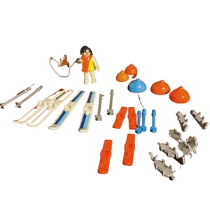 Playmobil Wintersport Konvolut verschiedene Ski Schlittschuhe Skistöcke + mehr siehe Bilder - Bild 1 von 6