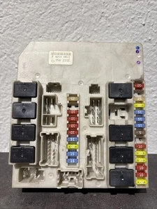 UPC 356231E BLEU VIOLET Violet Clio 3 Modus BSI BSM UCH BOITE A FUSIBLES clio3 - Picture 1 of 1