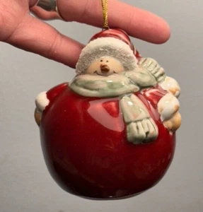 VINTAGE CHRISTMAS TREE ORNAMENT SNOWMAN HANDMADE POTTERY - Picture 1 of 6