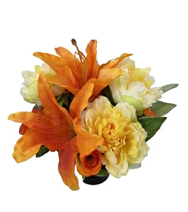 Arreglo de maceta de tumba flores de seda artificial mezcla de lirio y peonía amarilla - Imagen 1 de 8