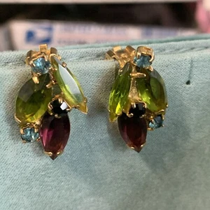 VINTAGE ESQUISITE GRÜN BLAU LILA BLUMEN JULIANA OHRRINGE Selten! - Bild 1 von 13