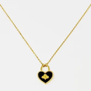 Black Heart Gold Bee Pendant Necklace USA Shipping - Picture 1 of 4