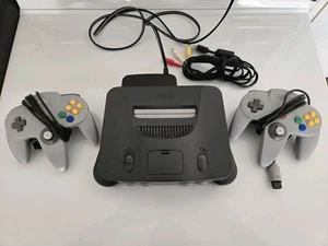 Nintendo 64 Konsole | 2 graue Controller & Expansion Pack - getestet & funktionsfähig - Bild 1 von 14