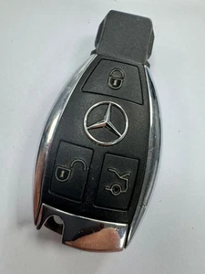 GENUINE MERCEDES 3 BUTTON REMOTE SMART KEY FOB TESTED. AFFALTERBACH AMG - Picture 1 of 4