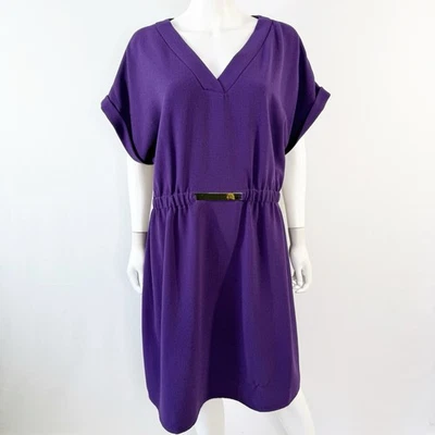 Mini Vestido Lane Bryant Púrpura Talla 14/16 Manga Corta Cinturón Cóctel Cuello en V Foto 1 de 4