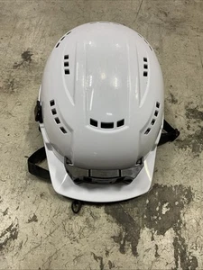 Milwaukee 48-73-1320 White Front Brim Vented Hard Hat Helmet with BOLT Class C - Picture 1 of 3