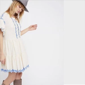 Neu mit Etikett Free People Santiago besticktes Minikleid elfenbeinfarben LARGE L 148 $ - Bild 1 von 8