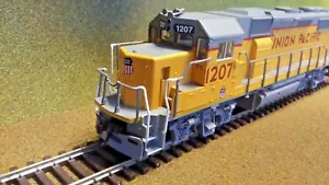 ATLAS GOLD 1/87 HO UNION PACIFIC GP39-2 PH2 ENGINE #1207 DCC & SOUND 10001796 FS - Picture 1 of 12