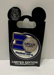 Disney Epcot 30th Anniversary Cast Pin LE1000 And Map & Times Guide 10/1/2012 - Picture 1 of 3