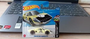 2025 HOT WHEELS - PORSCHE 904 CARRERA GTS YELLOW SHORT CARD 1/64 APROX *NEU* - Bild 1 von 4