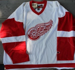 Detroit Red Wings Pro Player Jersey XXXL NWT - Picture 1 of 9