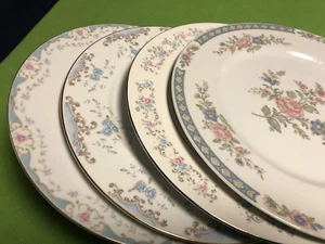 Mismatched China Dinner Plates Blues on White Approx 10.50" Set of 4 Weddings - Picture 1 of 14