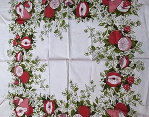 Vintage Tablecloth 1940s Printed Linen Fruit 50” x 51” PINK Square NWOT! - Bild 1 von 9