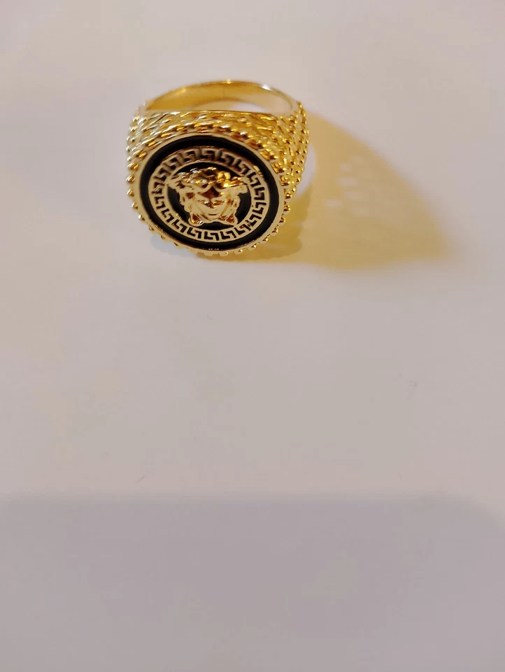 Очень красивое кольцо Versace - Изображение 1 из 4
